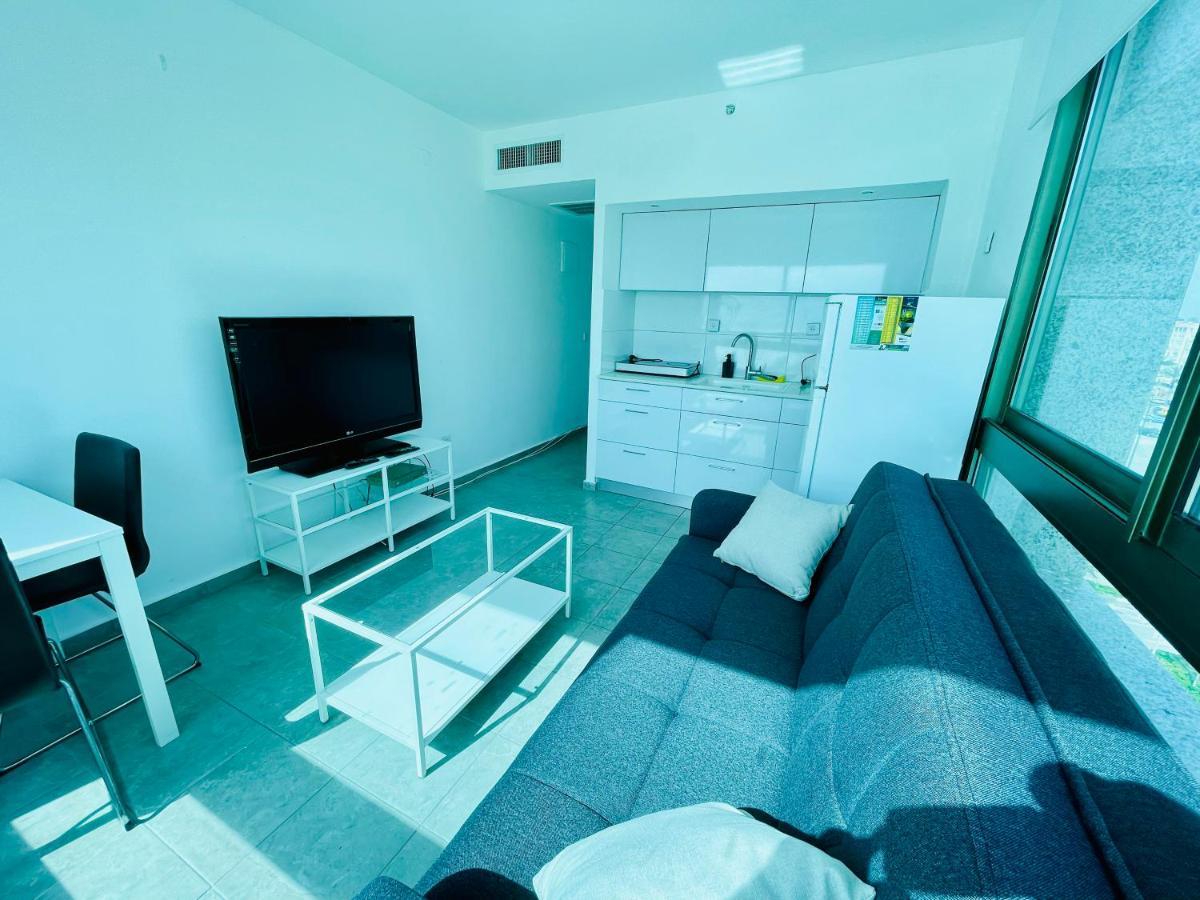 Carmel Holiday Apartments 네타니아 외부 사진