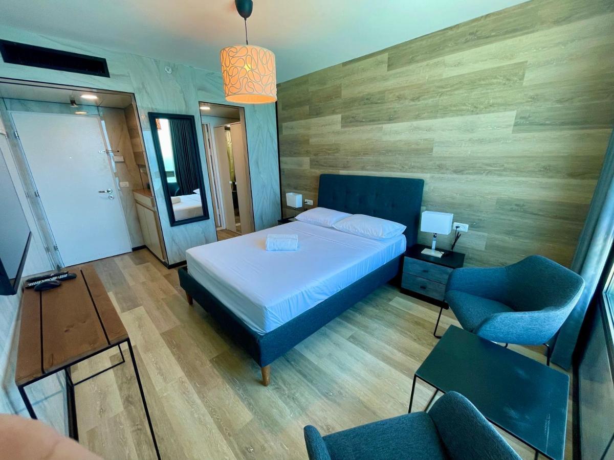 Carmel Holiday Apartments 네타니아 외부 사진