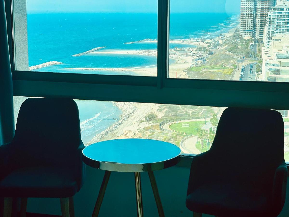 Carmel Holiday Apartments 네타니아 외부 사진