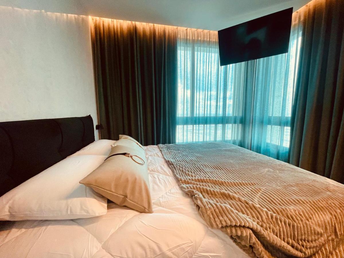 Carmel Holiday Apartments 네타니아 외부 사진