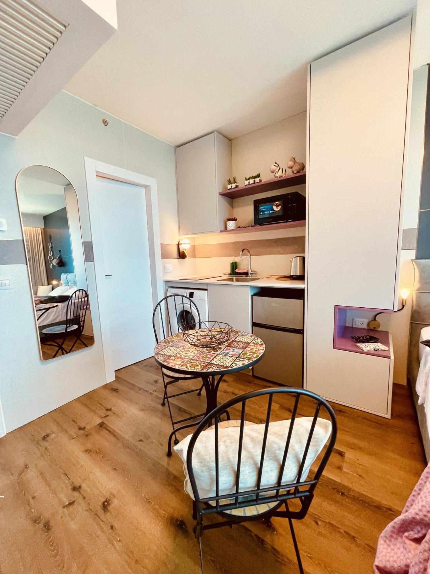 Carmel Holiday Apartments 네타니아 외부 사진