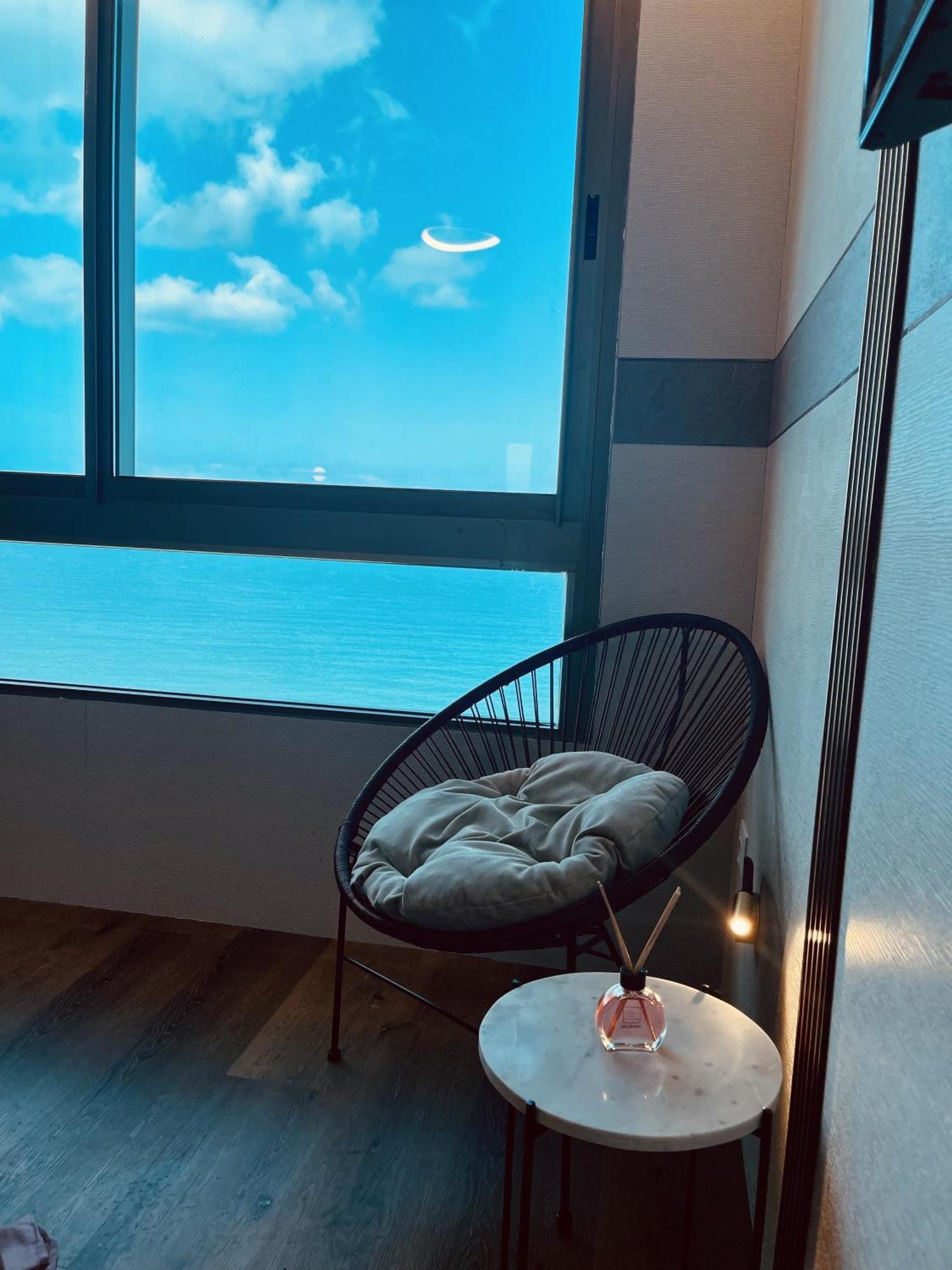 Carmel Holiday Apartments 네타니아 외부 사진