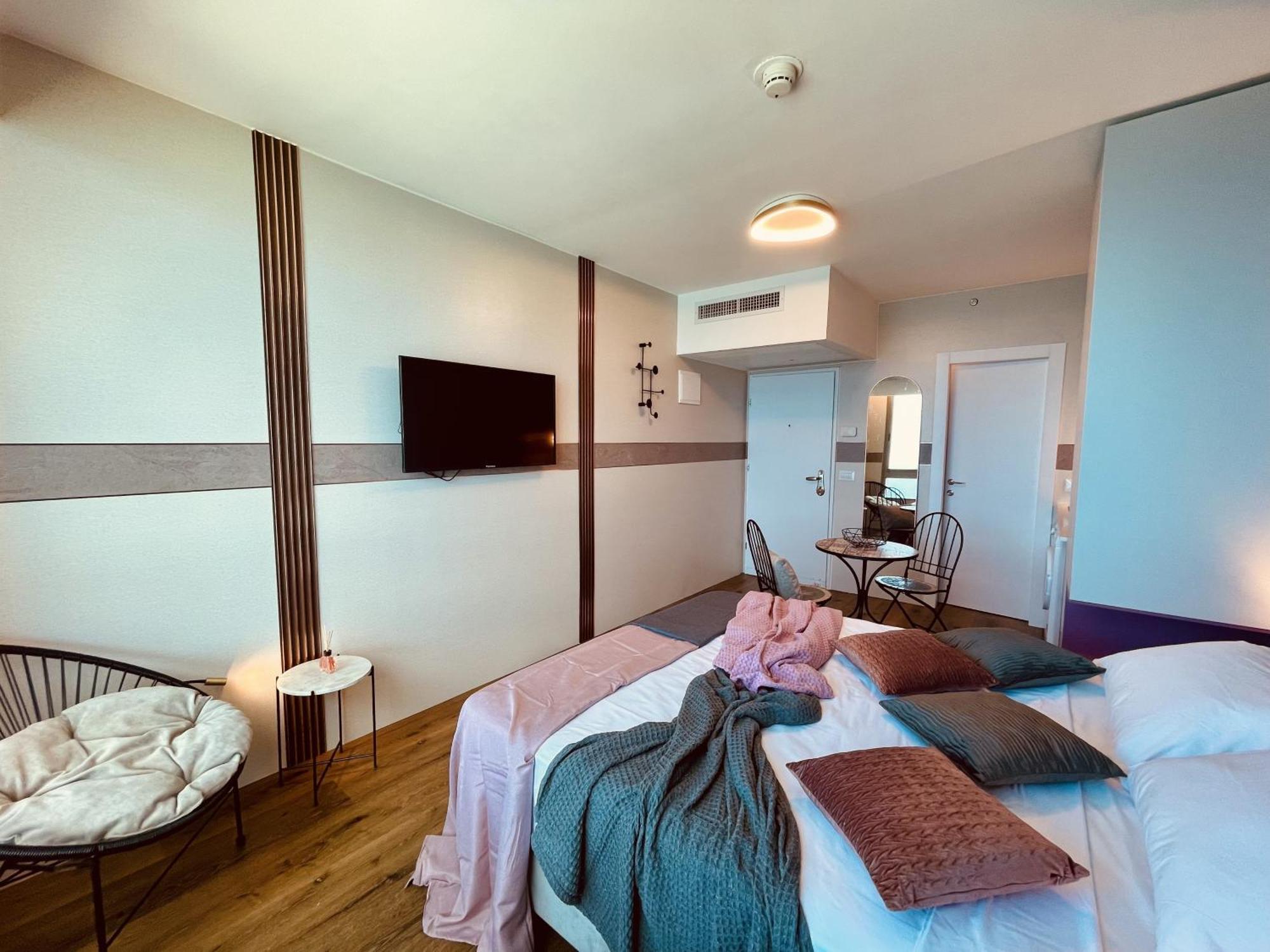 Carmel Holiday Apartments 네타니아 외부 사진