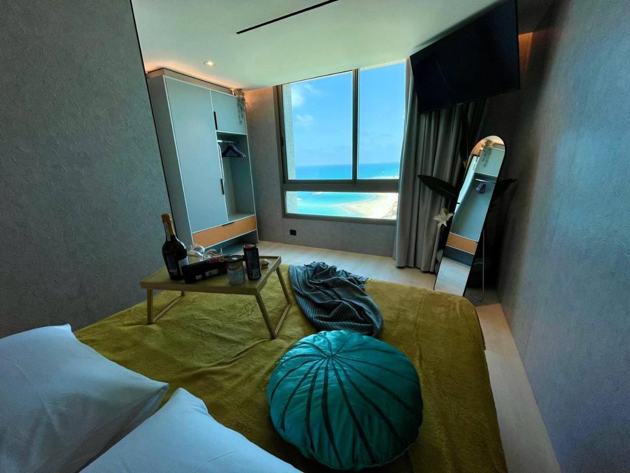 Carmel Holiday Apartments 네타니아 외부 사진