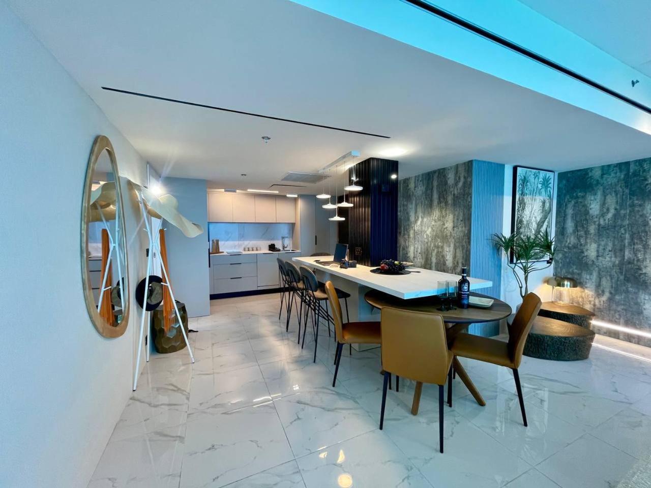 Carmel Holiday Apartments 네타니아 외부 사진
